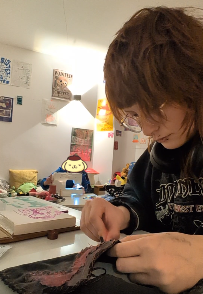 in the house with fwiends